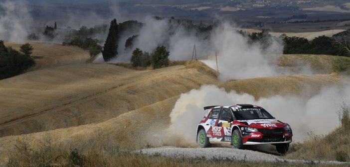 Paolino Andreucci nella passata edizioni del Valtiberina nel quadro delle crete senesi.
