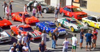 In foto, le diverse Lancia Stratos che hanno reso omaggio a Vanni Fenoglio. (Foto Magnano)