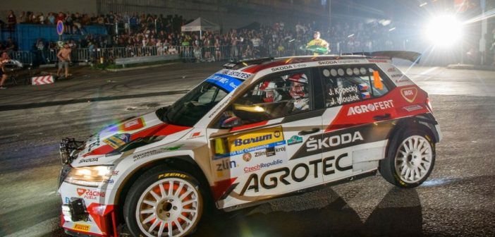 Kopecky davanti al pubblico straripante di Zlin.