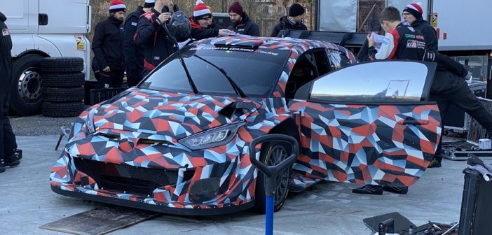 La Toyota Yaris rally1 nei test pre Montecarlo 2022