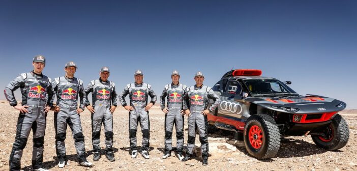 La nuova Audi Dakar ed i tre equipaggi della casa di Inglostad ..