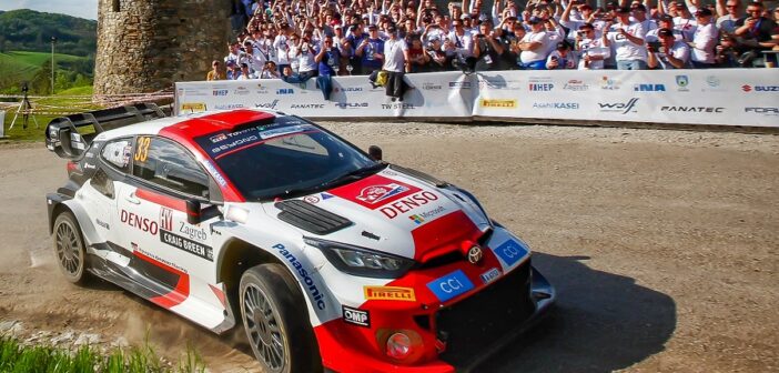 Evans ritorna in cima al WRC sulle speciali di Croazia