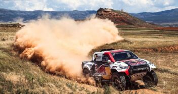 L'Hilux T1+ di Nasser sulle calde piste Aragonesi