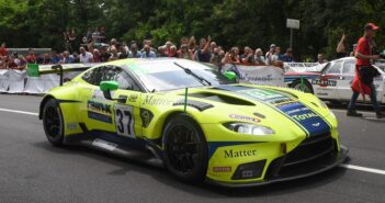 La sfavillante Aston Martin Vantage di Nappi