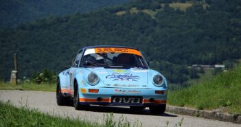 La 911 Carrera di Musti sulle montagne del Friuli.