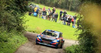 La Fabia RS di Verstappen sulle sporche strade dell'East Belgian ..