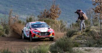 Paddon nel suo esordio vittorioso ERC 2023 sulla terra di Fafe