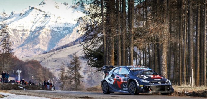 Evans resiste agli attacchi di Ogier e Neuville