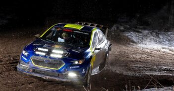 La Subaru WRX di Semenuk su un fondo non ancora distrutto