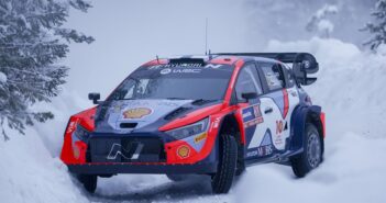 LAPPI PRINCIPE DELLO SHAKE Lappi decisamente a suo agio tra i muri di neve