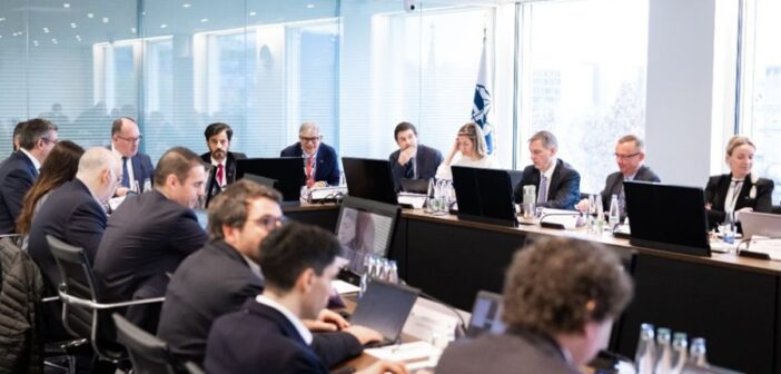 Il consiglio mondiale in riunione