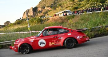 Riolo sulla sua Porsche lascia il settimo sigillo al Targa storico