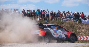 La Hyundai i20 Rally1 di Tanak in azione nello Shake Down