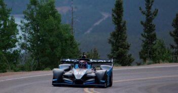 La Wolf di Merli sul tracciato della Pikes Peak