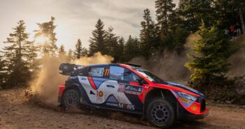 Tanak inciampa e Neuville passa al comando dell'Acropoli