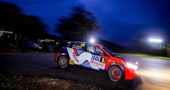 La Hyundai i20 N Rally2 Step2 in azione al Var con Meek
