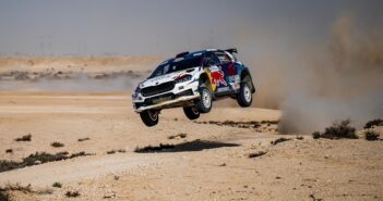 Al Attiyah vola sulle speciali di casa