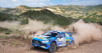 La Hyundai i20 N Rally2 di Lindholm in azione sulle PS della Sardegna