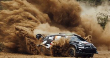 Evans nel finale di tappa sbuca dalla polvere africana