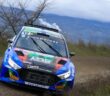 La Hyundai di Korhola vola di traverso sulla terra di Radicofani