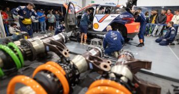 IL service Hyundai al lavoro sul set-up delle i20 N