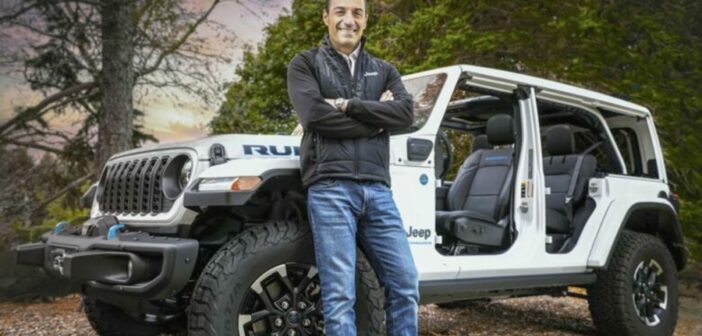 Antonio Filosa dopo i successi ottenuti con il marchio Jeep