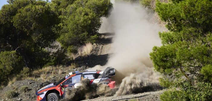 Tanak lascia solo polvere per gli avversari
 

Photographer: Vincent Thuillier
Worldwide copyright: Hyundai Motorsport GmbH