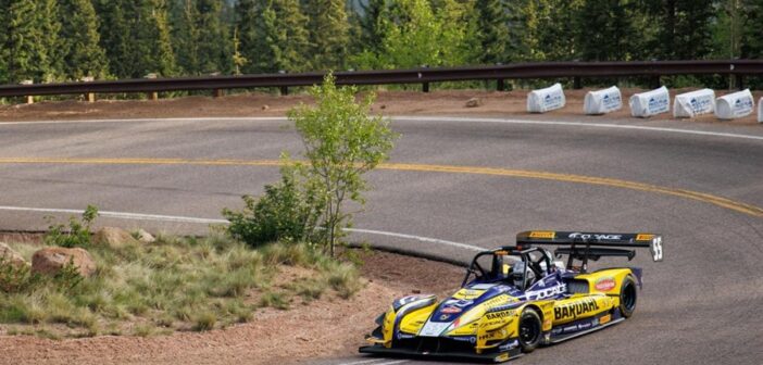 Faggioli sui tornanti della Pikes Peak