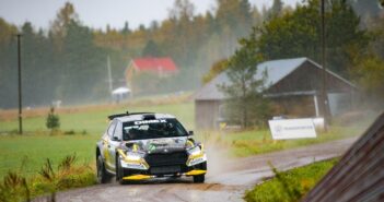 Lappi in un addio alle corse bagnato