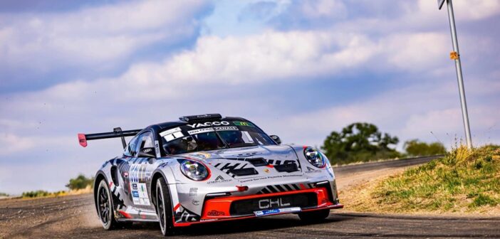 LA PORSCHE 992 VOLA AL COEUR DE FRANCE