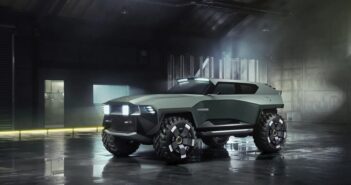 L'Aston Martin Dreadnought il fuoristarda digitale ..